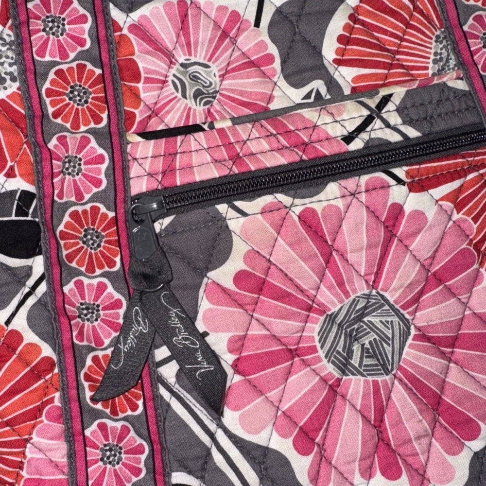 Vera Bradley Cheery Blossoms‎ Quilted Hipster Splash Floral Crossbody Bag - Picture 3 of 5